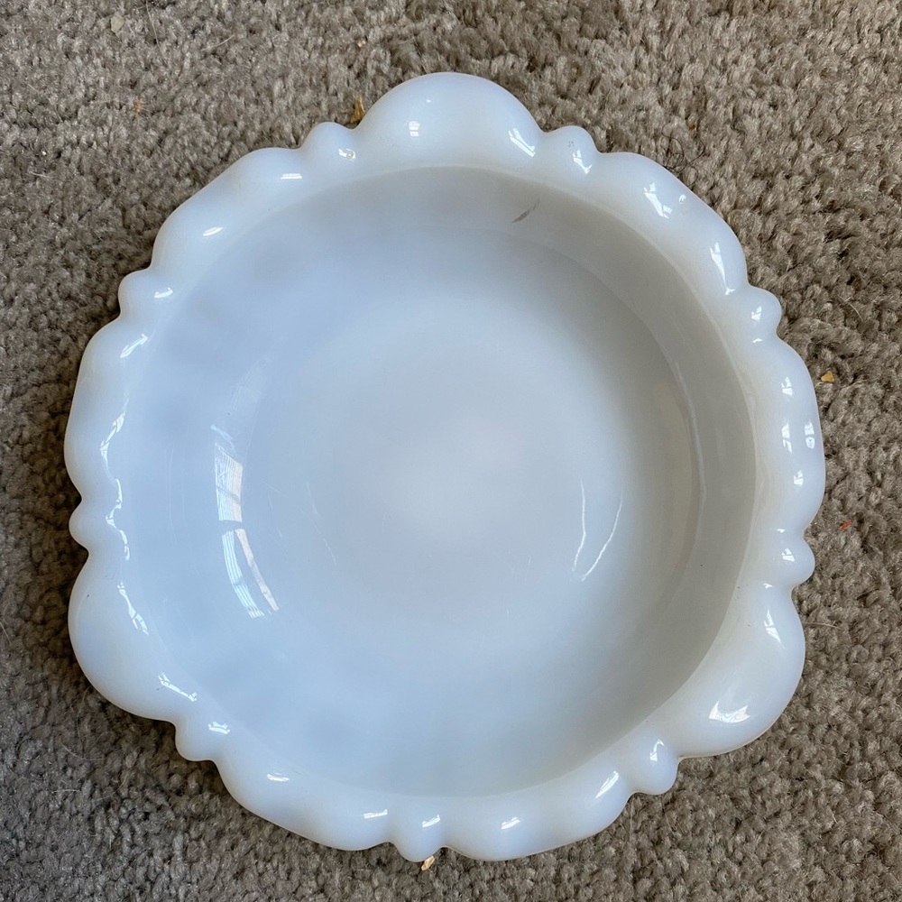 Vintage Anchor Hocking White Milk Glass Trinket Candy Dish Ashtray